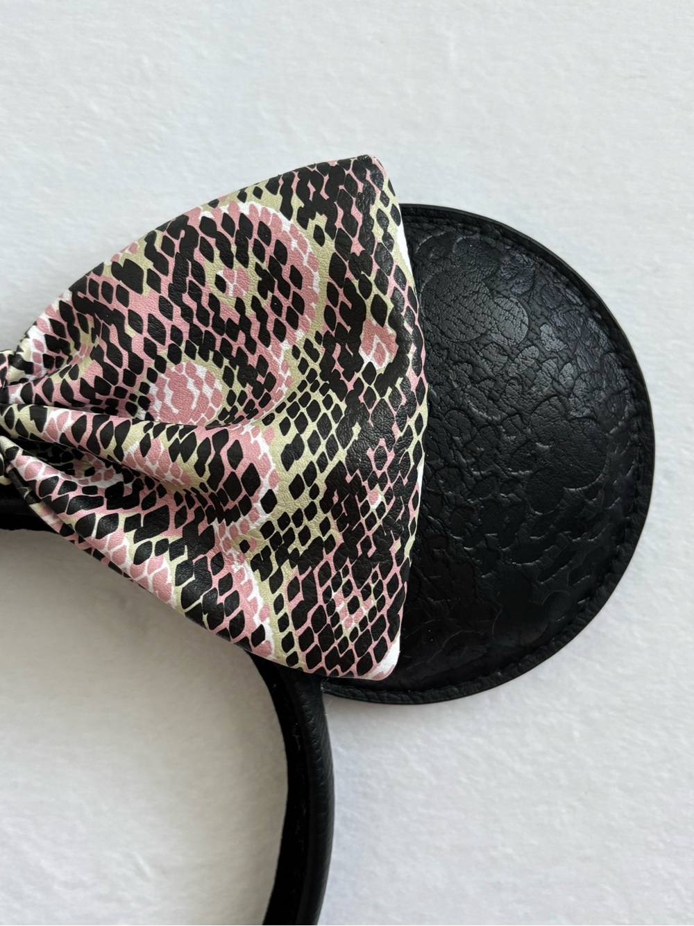 Disney Loungefly Wild About Disney Animal Print Bow Minnie Mouse Ear Headband - Picture 7 of 9